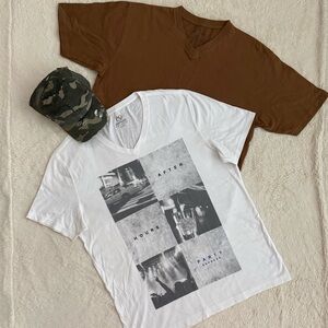 Men’s Bundle, 2 V-Neck Tees & 1 Hat